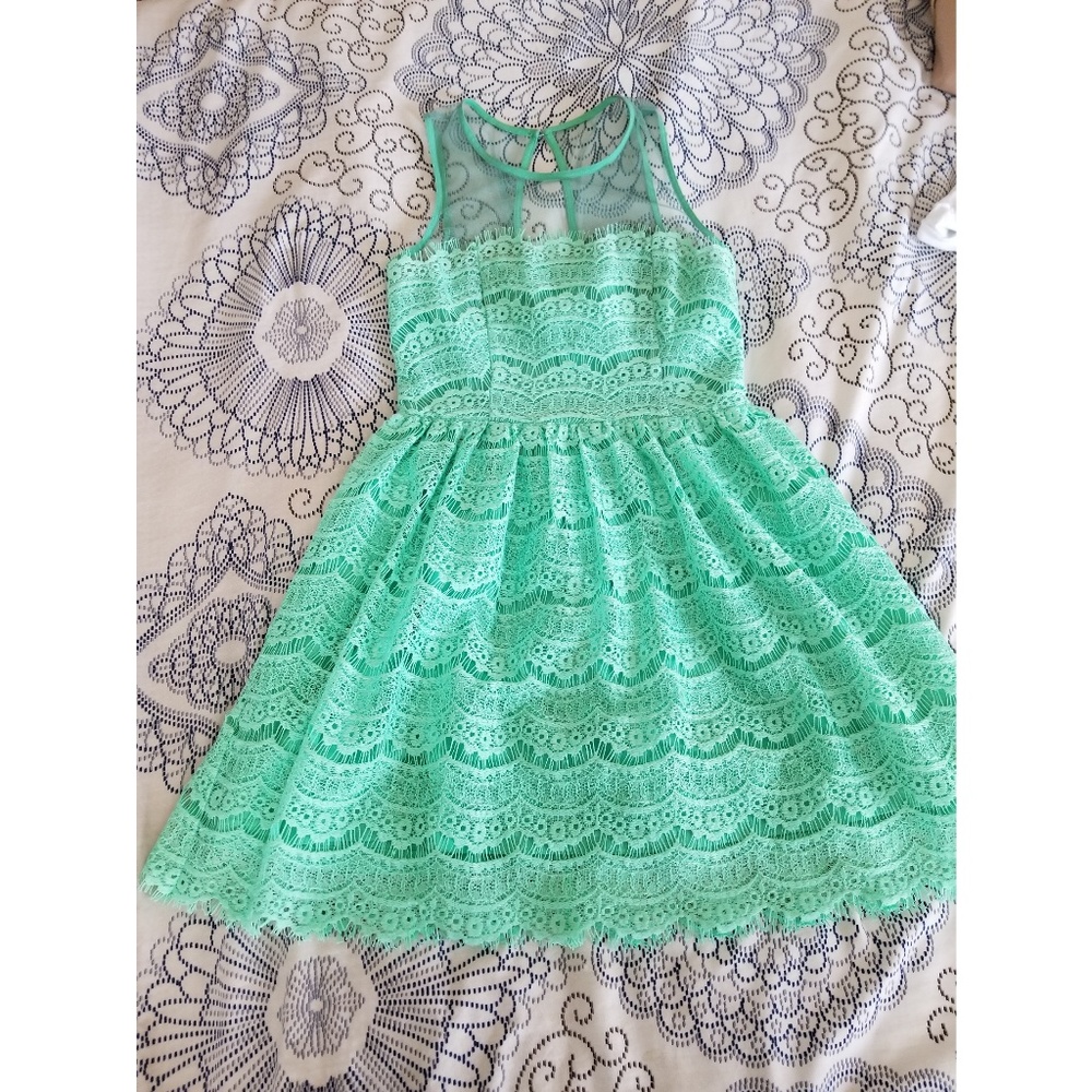 Asos En creme dress